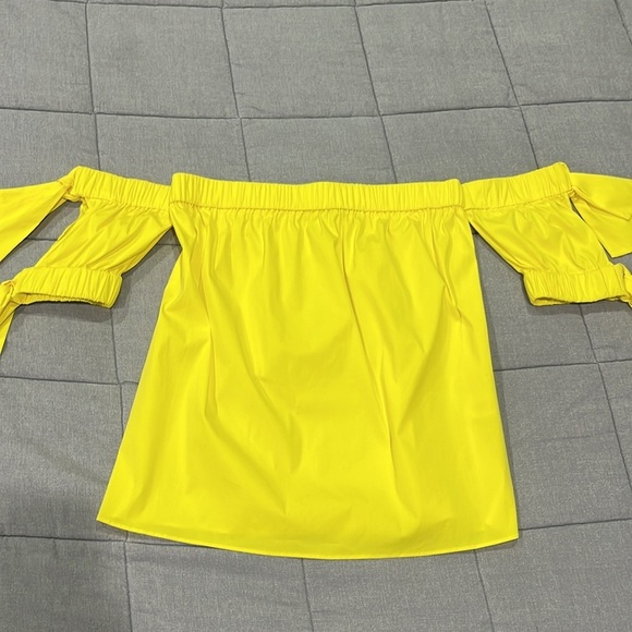 Milly Bow Sleeve Details Off-the-Shoulder Elasticized Neckline Yellow Top Sz S - Picture 4 of 8